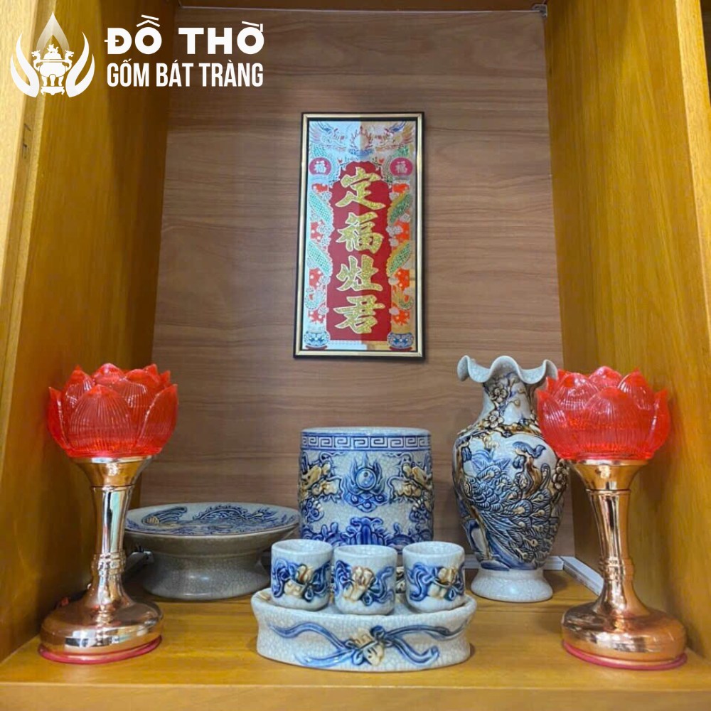 Đồ thờ gốm Bát Tràng