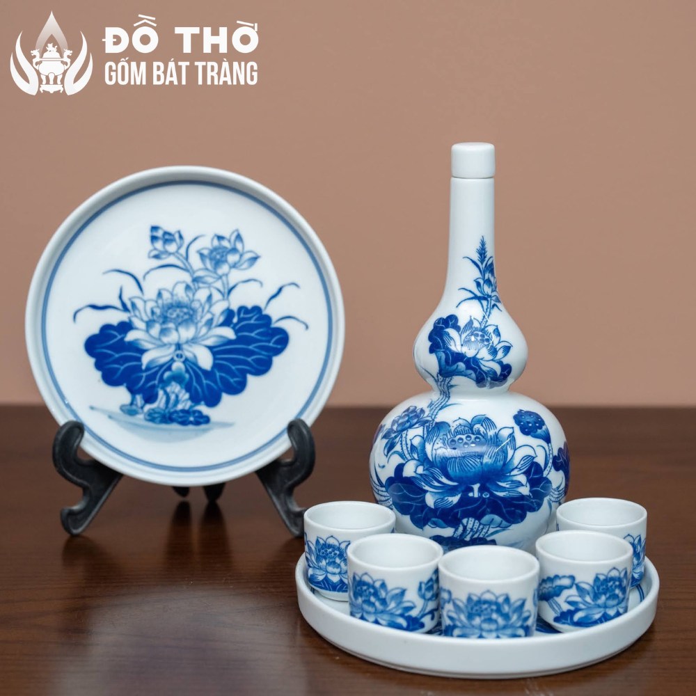 Đồ thờ gốm Bát Tràng