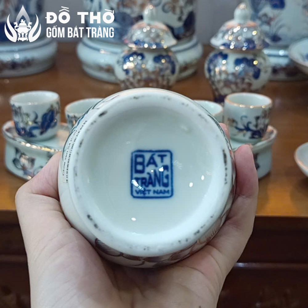 Dấu triện dưới đáy sản phẩm đồ thờ Bát Tràng