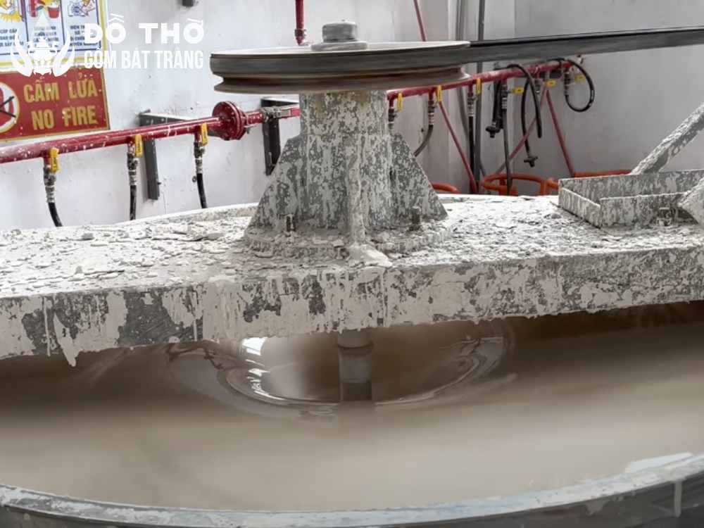 Đất làm đồ thờ được xử lý kỹ lưỡng