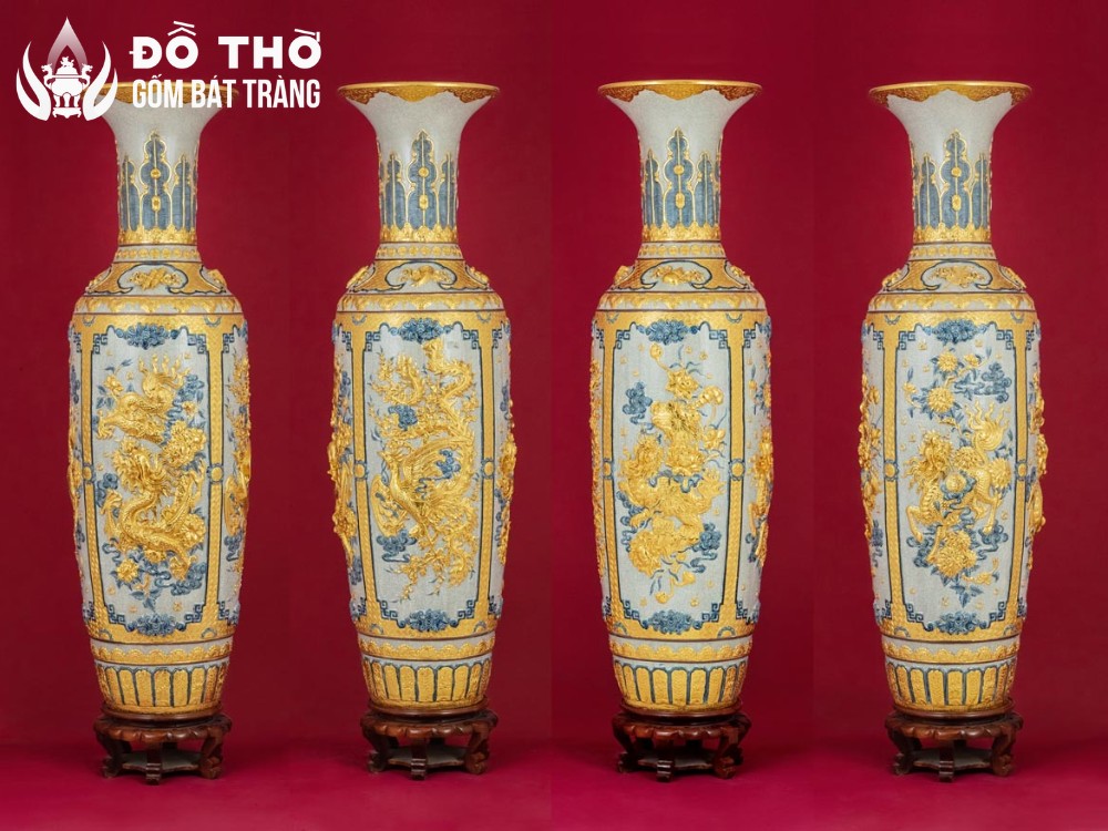 Lộc bình gốm họa tiết tứ linh